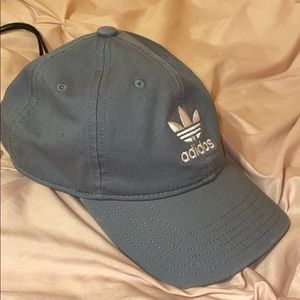 ADIDAS BASEBALL CAP 🧢